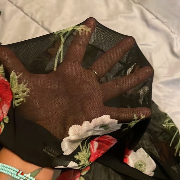 Kimono/shawl ONLY! - Picture 6 of 6